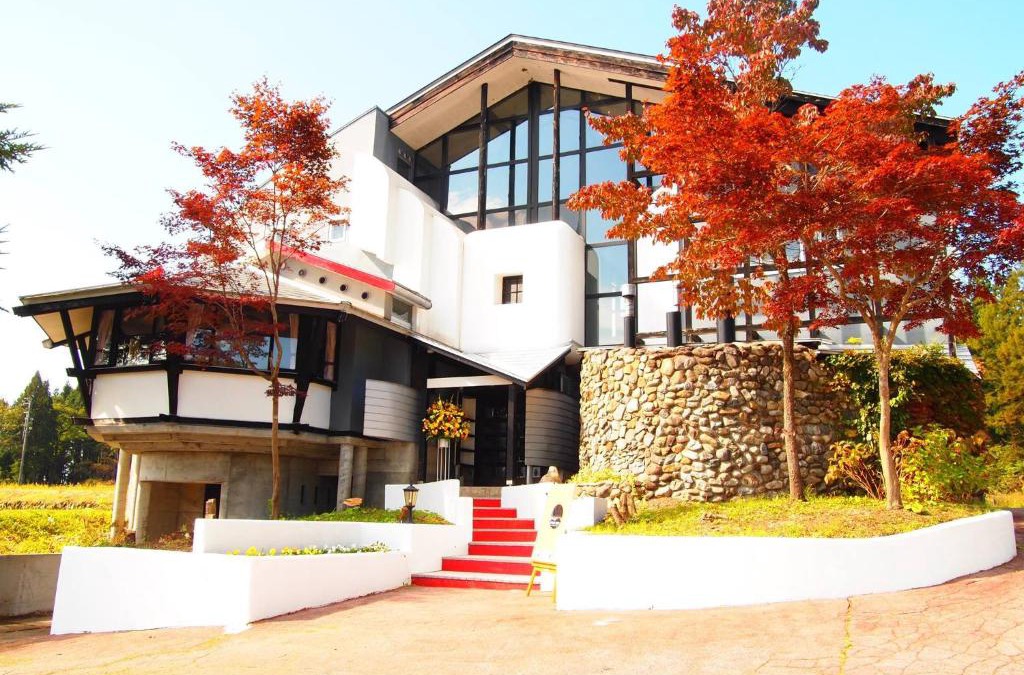 Hakuba Bed & Breakfast | The Phat House