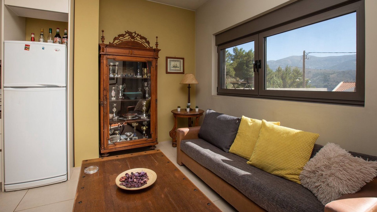 Argostoli Town Apartment | The Pine Flat, Argostoli