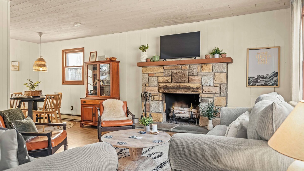 Pocono Lake House | The Pines | Cozy Arrowhead Lake Escape with Pools and Outdoor Adventures