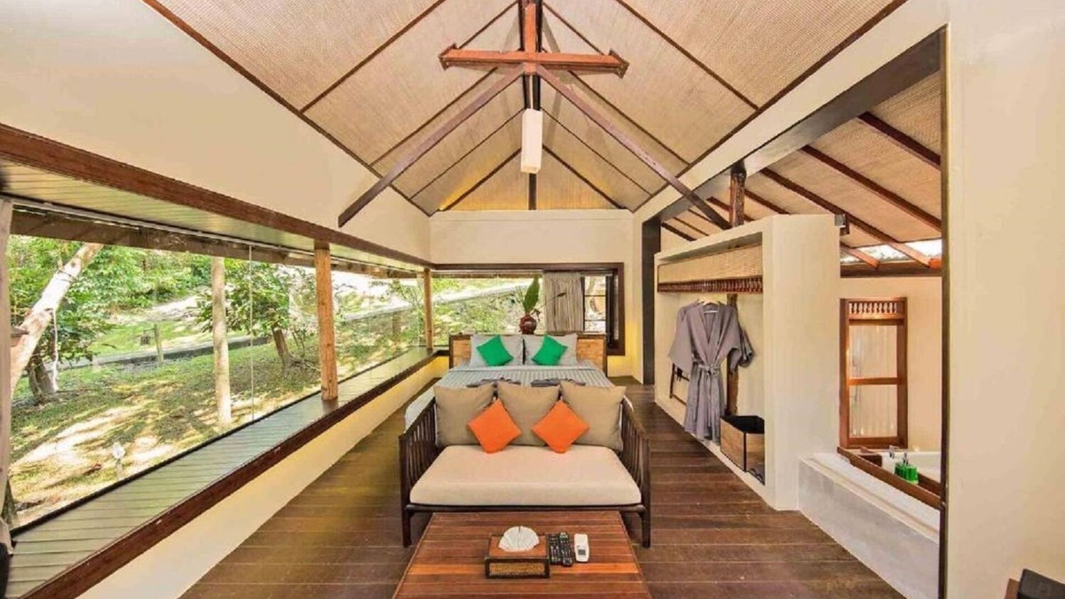 Ko Lanta Villa | The Plantation villa with breakfast