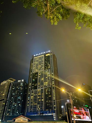 Golden Triangle Apartment | The Platinum By Couples Cove