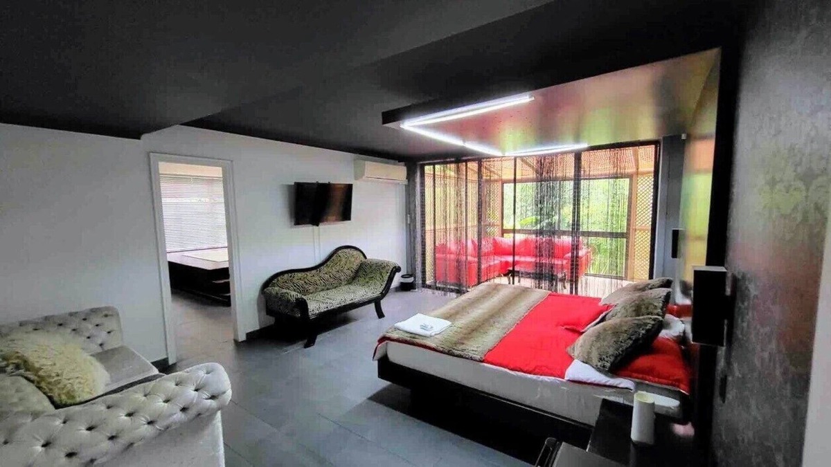 El Tesoro House | The Platinum Resort in El Poblado, Medellin