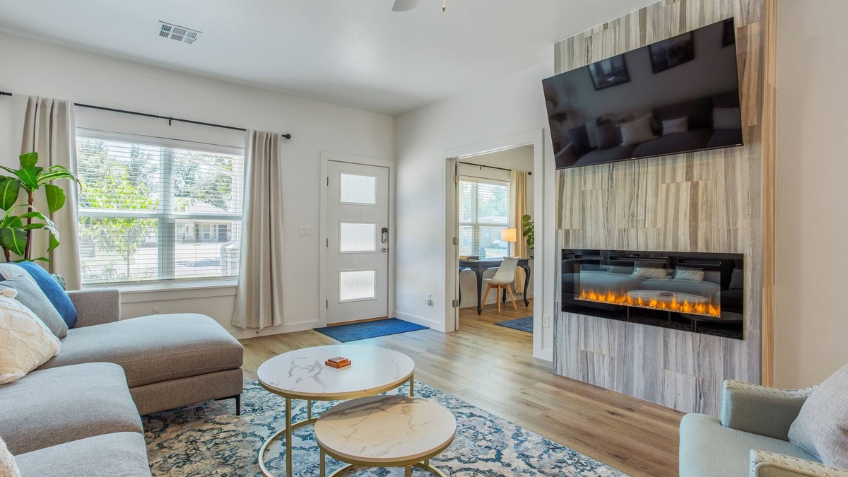 Central Oklahoma City House | ★The Plaza Retreat★ Outdoor Fire Pit, Fast Wi-Fi, Close To Everything