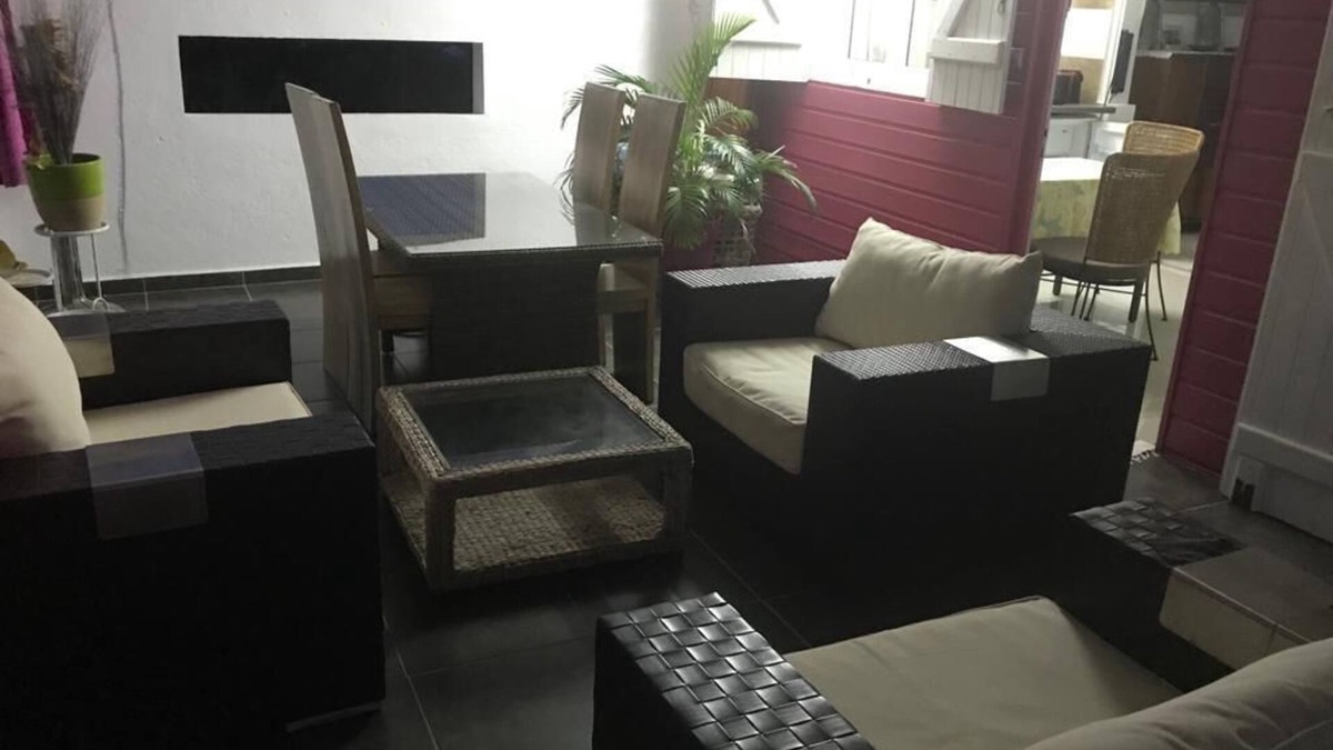 Anse-Bertrand Apartment | The Plum sea view studio