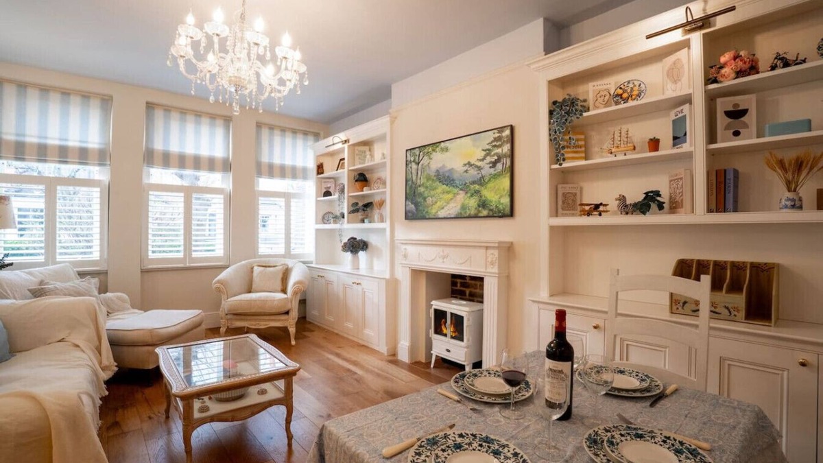 Thamesfield Apartment | The Plush Putney Retreat