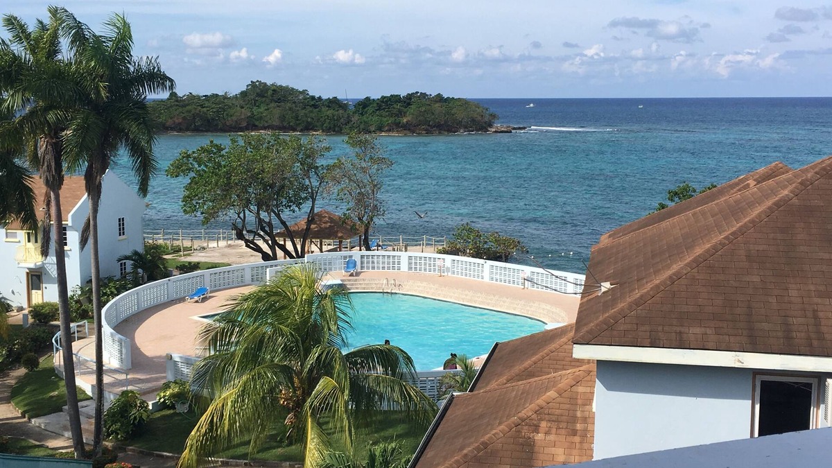 Orange Bay Apartment | The Point-a jewel of Negril for couples or a small family.