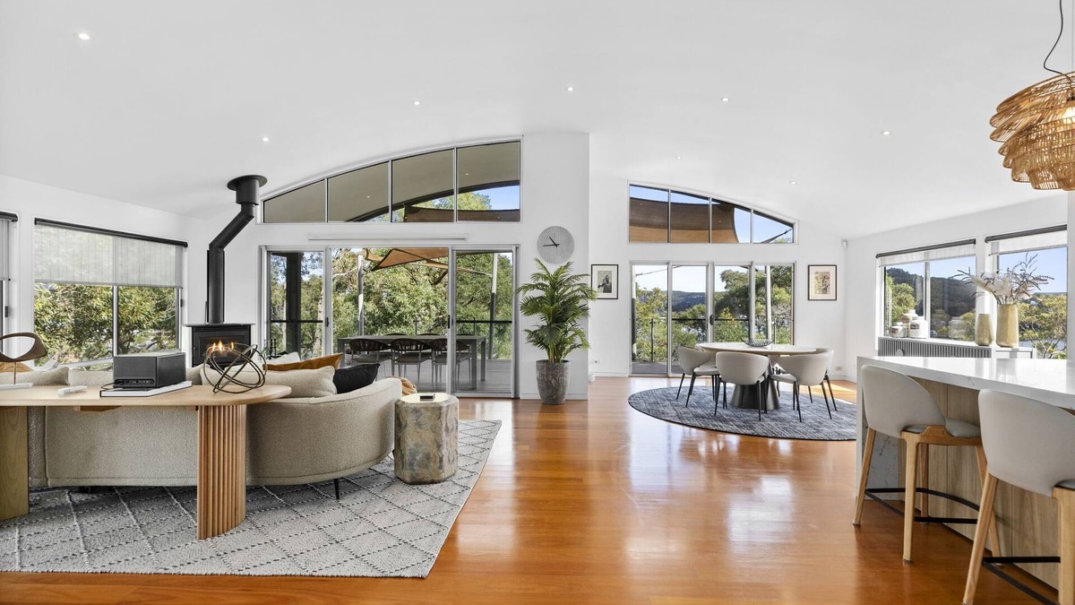 Daleys Point House | The Point by Coast Hosting