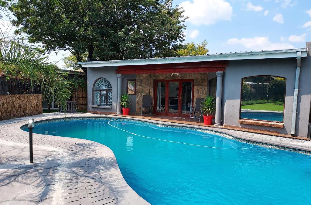 Germiston Apartment | The Pool house