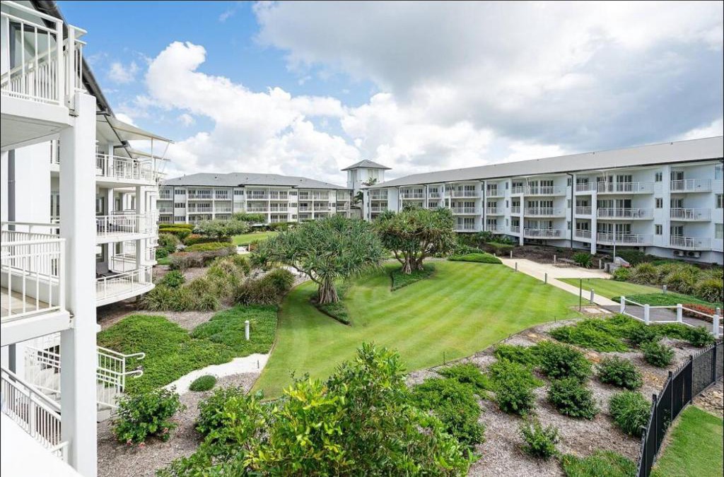 Kingscliff Apartment | The Pool Resort Kingscliff - 2 BR Ocean Facing Apartment (6230) - Holiday Management Co.
