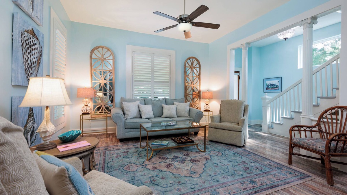 Biloxi House | The Porter House - in the heart of Ocean Springs. Easily walk to downtown!