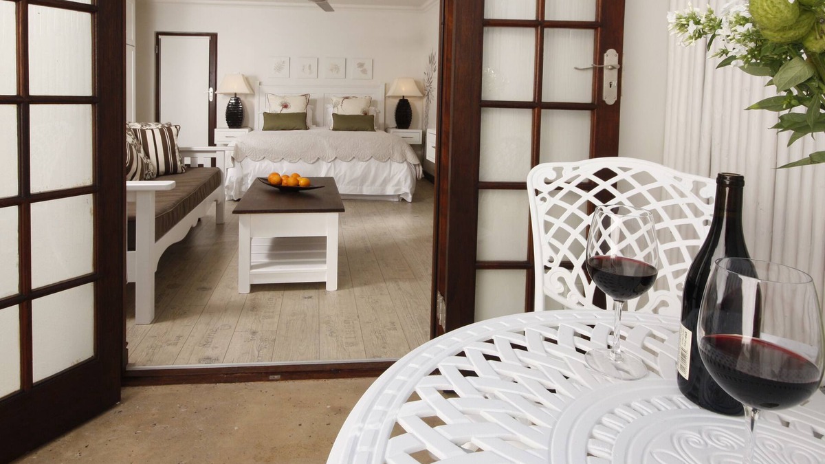 Hermanus House | The Potting Shed Guest House