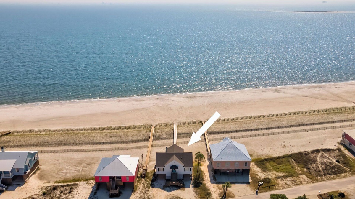 Audubon Place House | The Pour House - Gulf Beachfront, 4 Bedroom, 2 Bath, Dog Friendly, Sleeps 8