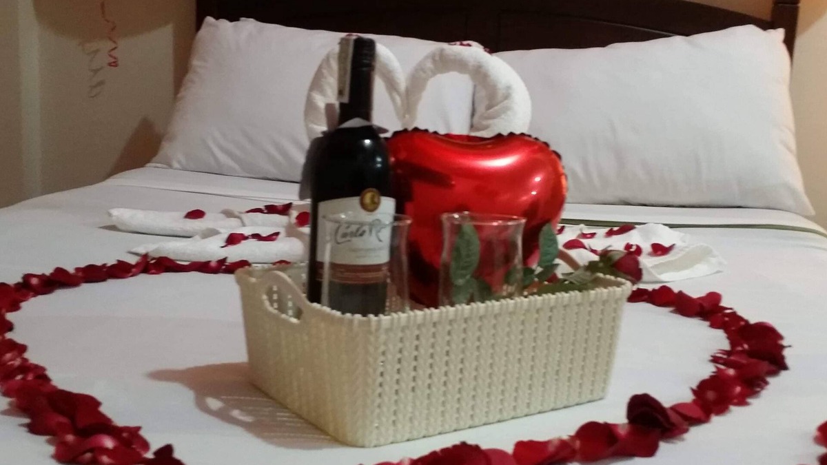 San Bartolome Condo | The Precious Gem Redwoods