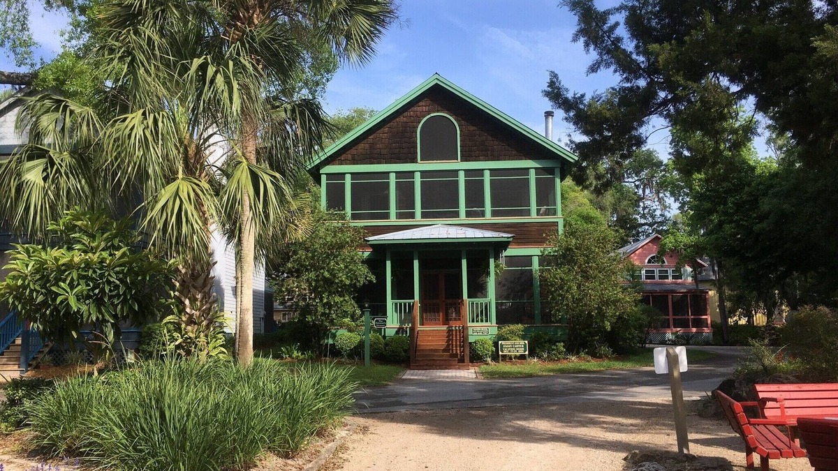 Steinhatchee House | The Presidential Lodge at Steinhatchee Landing