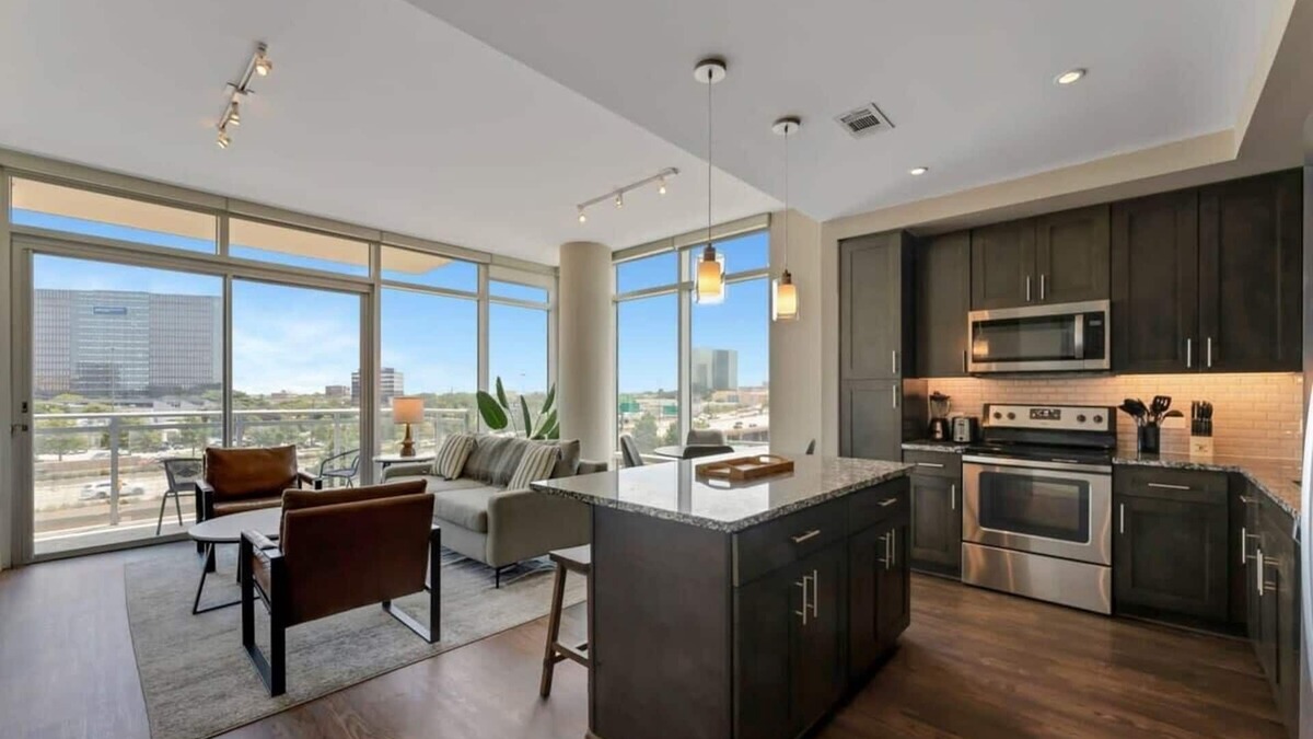 Houston Apartment | The Preston Beauty I Premium 2BR in Dallas