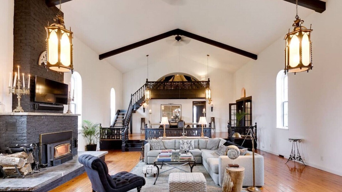 Rossmore House | The Prince Edward County Church