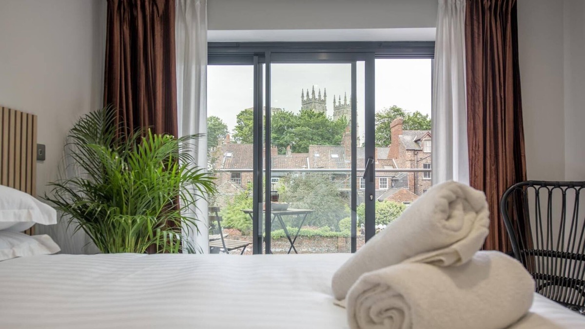 Bootham Apartment | The Quadrant - The Carillon Suite