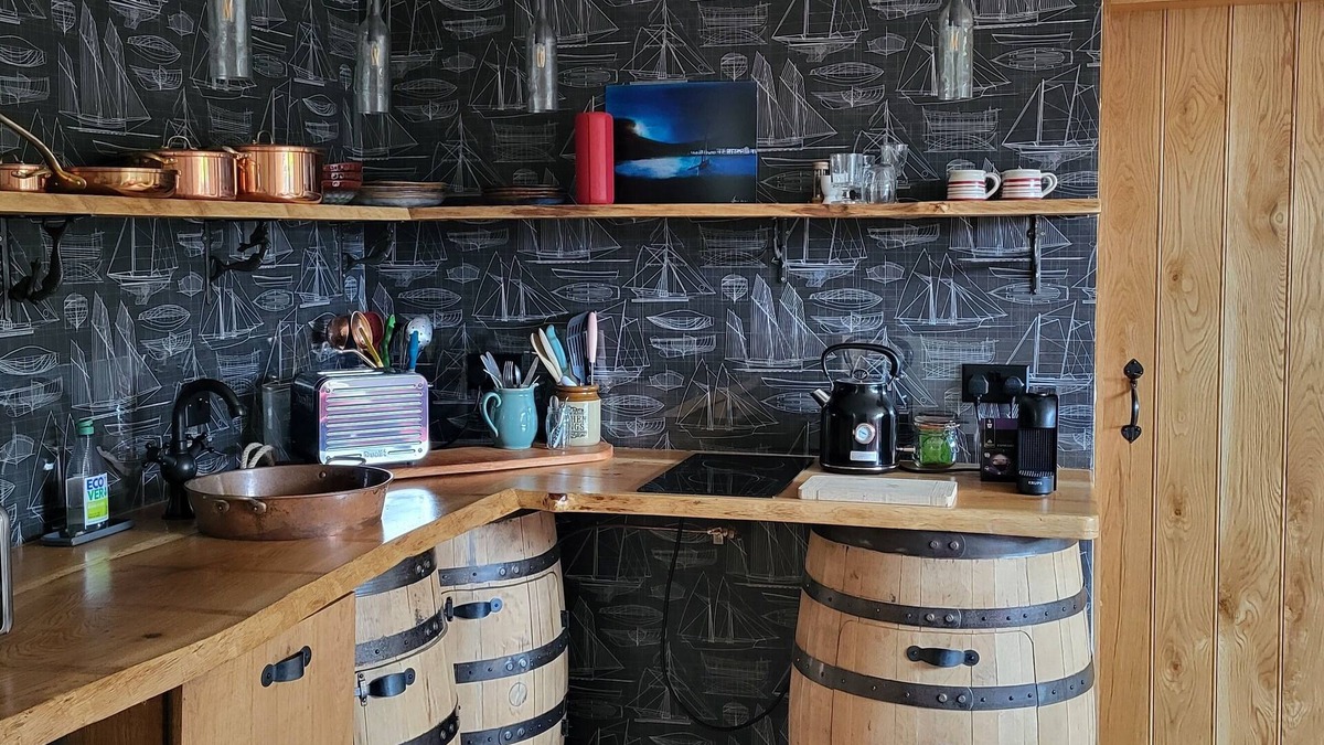 Portree Cabin | The Quarterdeck
