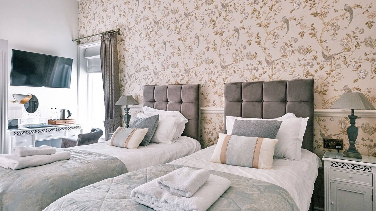 Lytham St. Anne's Hotel | The Queens Hotel Lytham