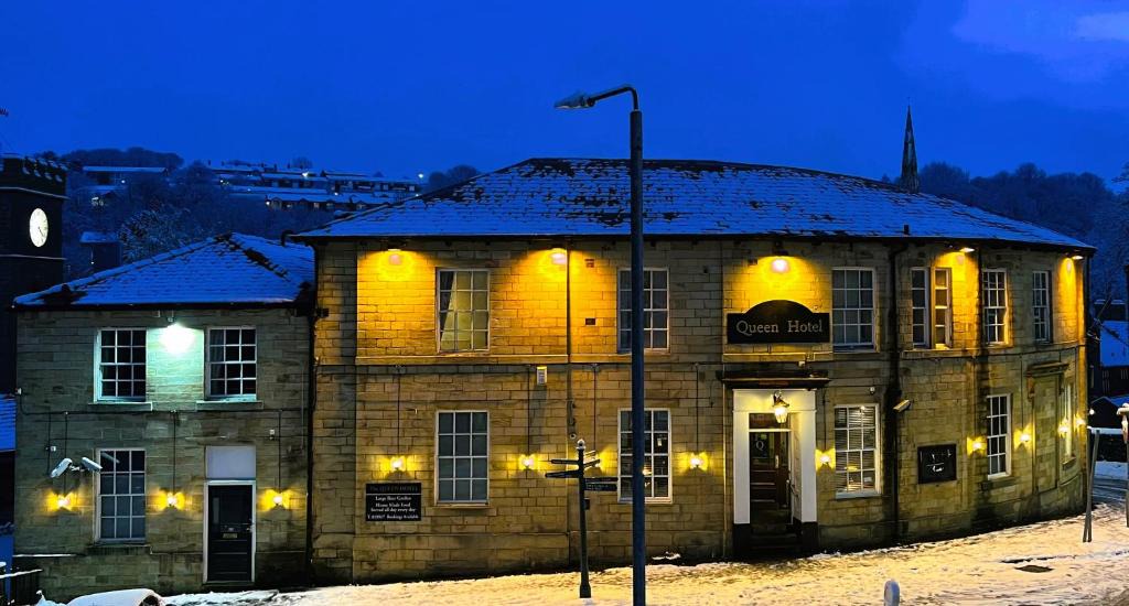 Todmorden Hotel | The Queens Hotel