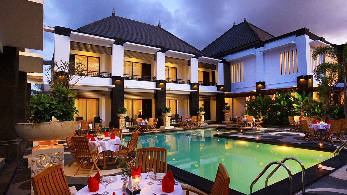 Tuban Hotel | The Radiant Hotel