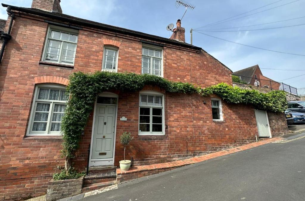 Bridgnorth House | The Railway Cottage Bridgnorth