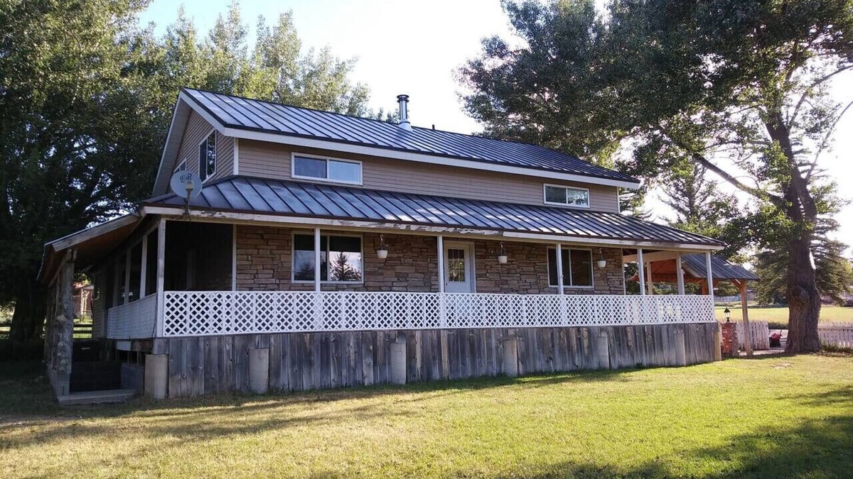 Alton House | The Ranch House Retreat