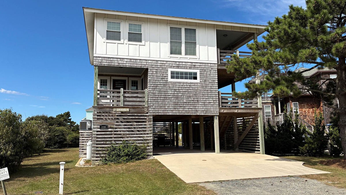 Duck House | The Ranch: Updated Oceanside home in Duck, Close to Beach w/Views!