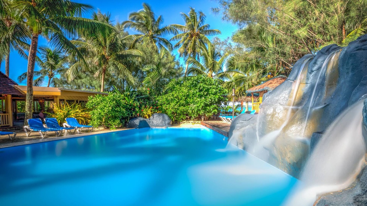 Rarotonga Hotel | The Rarotongan Beach Resort & Lagoonarium