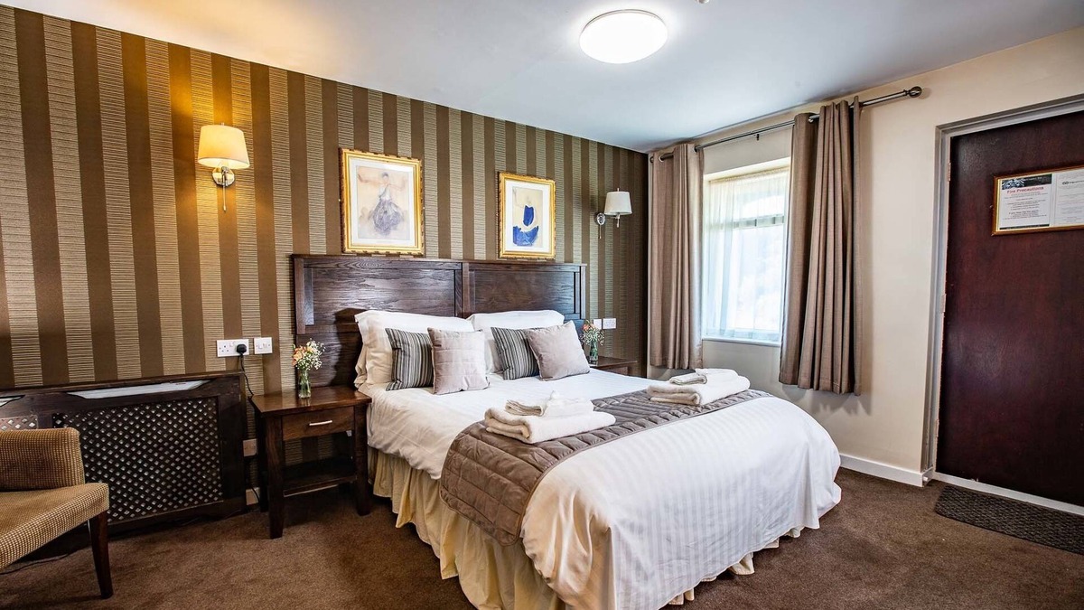 Green Hammerton Hotel | The Red Lion