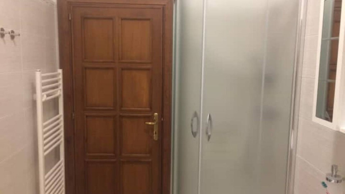 Navelli Apartment | The red poppy