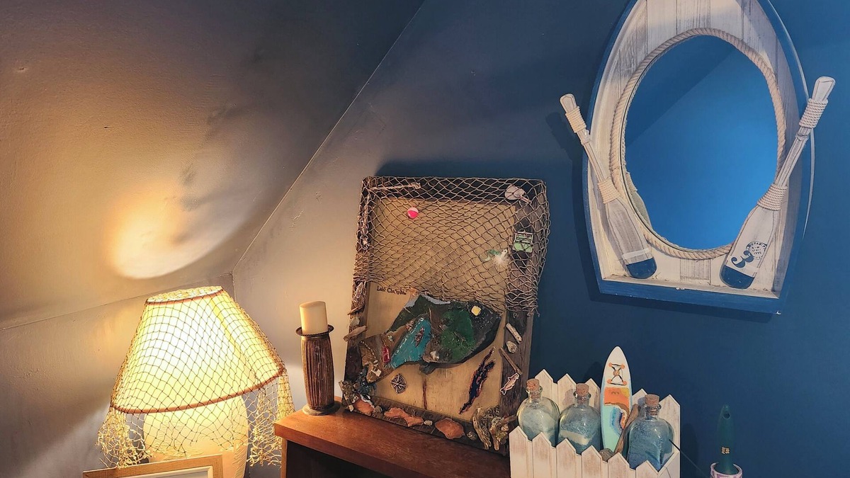 Whitehall Bed & Breakfast | The Red Rustic: Coastal Crashpad