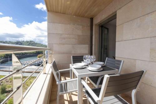 San Sebastian Apartment | The Rentals Collection - Urumea II