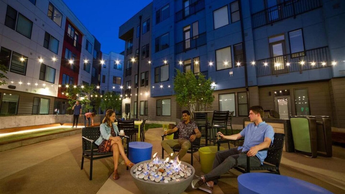 Mile Square Apartment | The Residences at CityWay