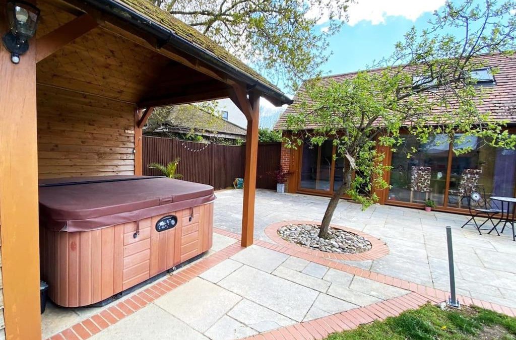 Chichester Apartment | The Retreat, A relaxing getaway for couples
