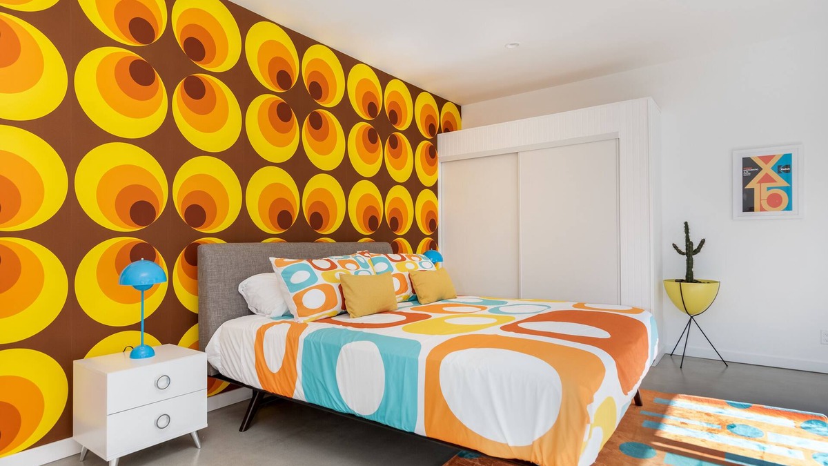 Sunmor House | The Retro A Go-Go House Luxury Mid Century Mod Resort