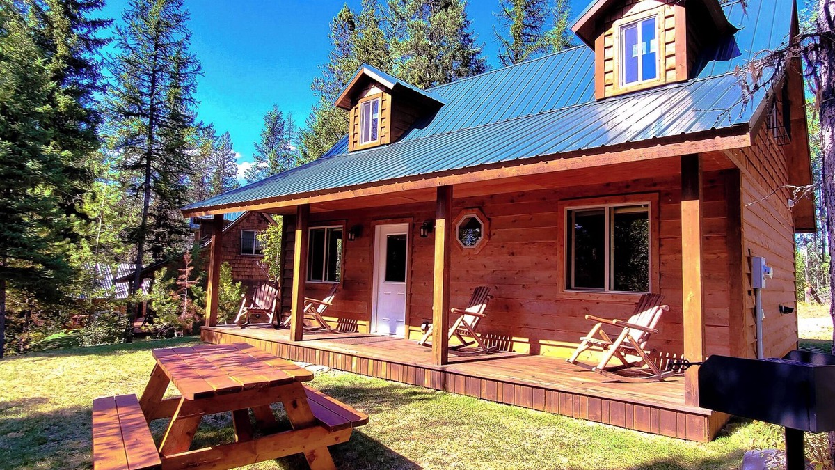 Martin City Cabin | The Ridge At Glacier/Highlander Cabin #1