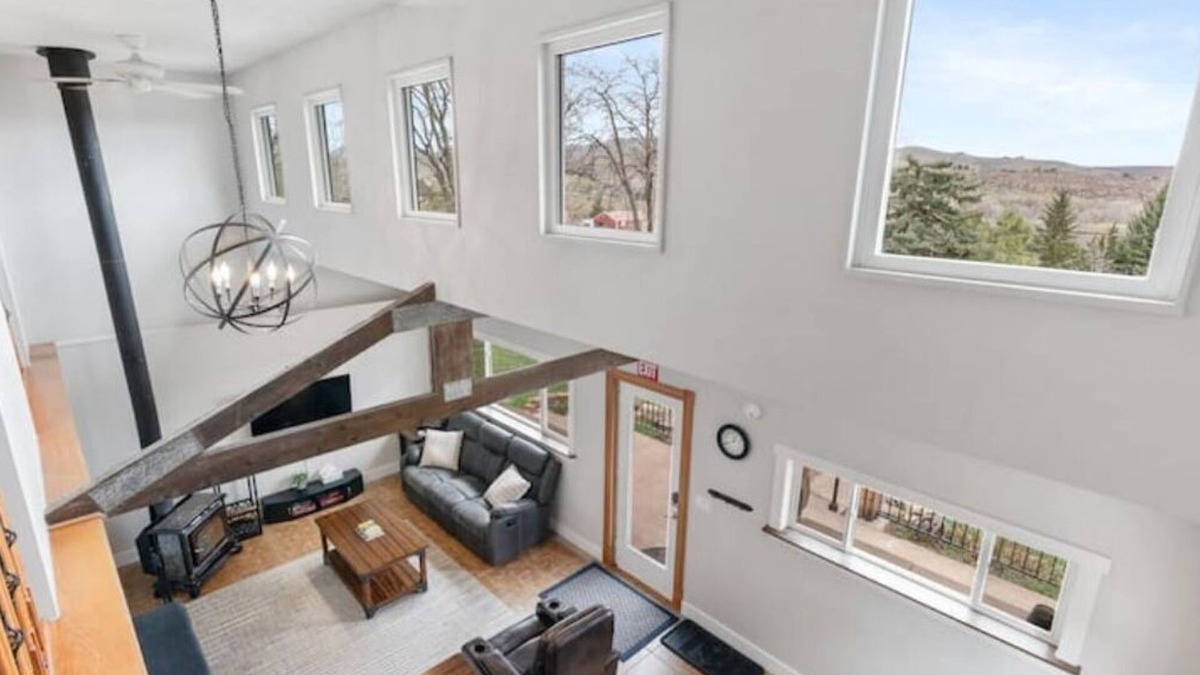 Loveland House | The Ridgeside Retreat: A quiet mountain home. The perfect base camp for RMNP!