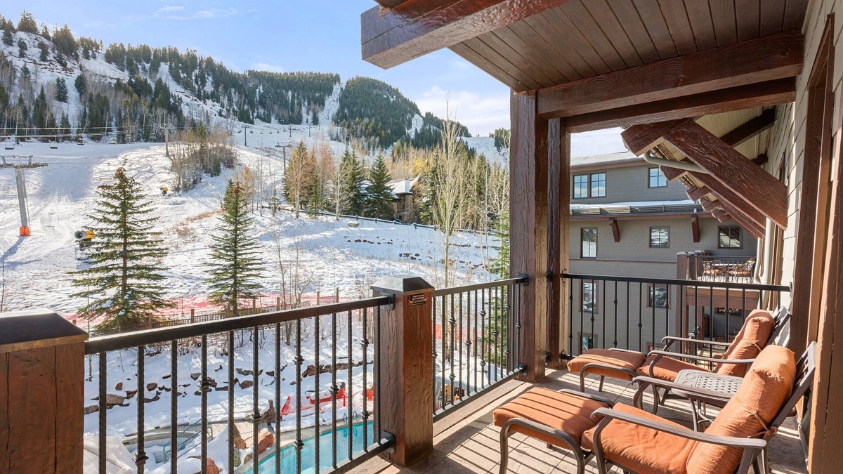 Aspen Condo | The Ritz-Carlton Club | 3BR Premier Residence 8303, Ski-in/Ski-out, Aspen Highlands with Ski View