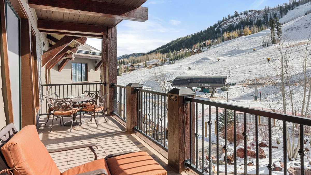 Aspen Condo | The Ritz-Carlton Club 8401 | 2BR Ski-in/ski-out Residence w/Premier Ski View at Aspen Highlands