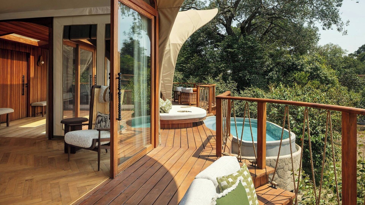 Mara North Conservancy Hotel | The Ritz-Carlton, Masai Mara Safari Camp