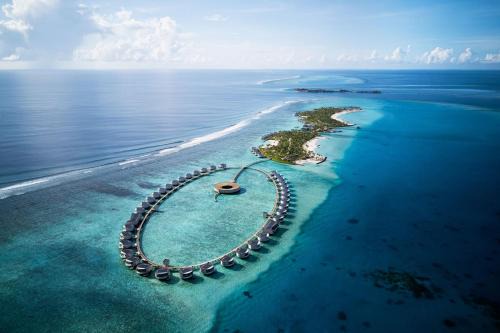 Kanifinolhu Island Resort | The Ritz-Carlton Maldives, Fari Islands