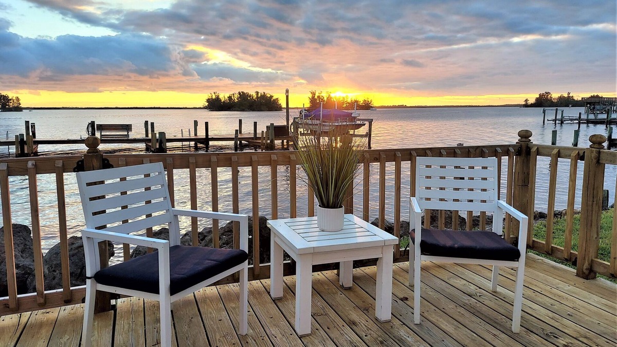 Sebastian Cottage | The River Cottage on the Indian River with amazing views and boat docks.
