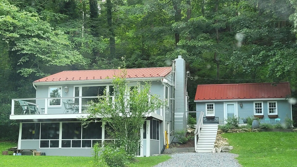 Shepherdstown House | The River House: Charming 2-bedroom home on riverfront in Shepherdstown