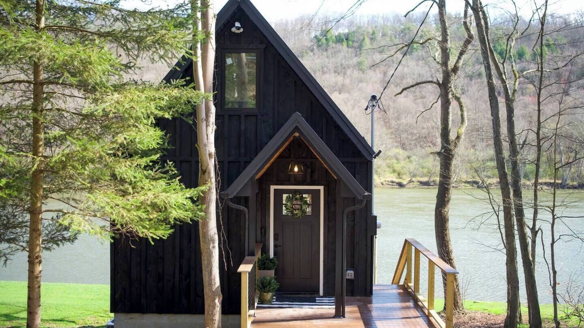Turkey City Cabin | The River Otter Den - Riverfront Modern Cabin, minutes from Emlenton&Foxburg, PA