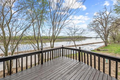 St. Charles House | The River Stables in St. Charles, MO