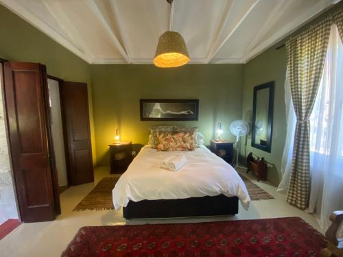 Knysna Cabin | The Riverdeck Accommodation and Backpackers