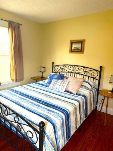 Madison House | The Riverstone Getaway in historical Madison, IN