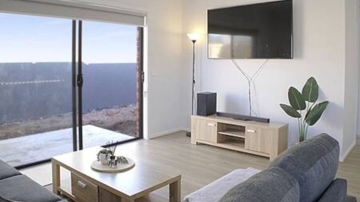 Armstrong Creek House | The Robinson - Host on the Coast