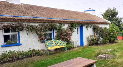 Lettermacaward House | The Rockhouse - Cosy stone built Thatch Cottage